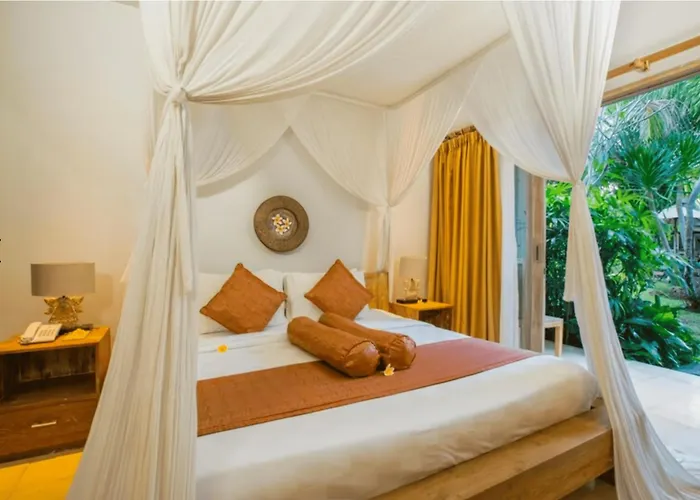 リゾート The Kanjeng & - Bali 4*